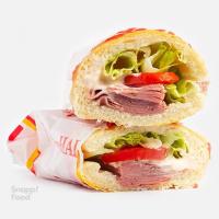 ساندویچ ژامبون گوشت بره سرد