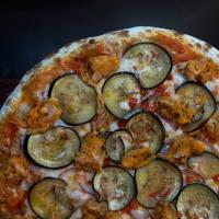 پیتزا مرغ و بادمجان