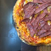 پیتزا پپرونی ایتالیایی