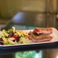 ساندویچ تست بوقلمون