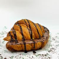 کروسان شکلات فندقی