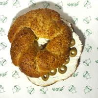 سیمیت پنیر و زیتون