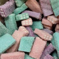 پاستیل مغزدار ساختمانی