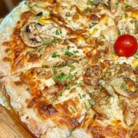 پیتزا چیکن پستو ایتالیایی