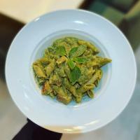 پاستا چیکن پستو