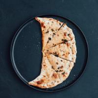 پیتزا کلزون بیکن ایتالیایی 35 سانتی متری