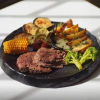 استیک گوشت با سس قارچ