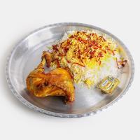 زرشک پلو با ران مرغ سرخ شده