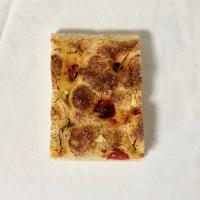 فوکاچای خمیرترش گوجه و رزماری