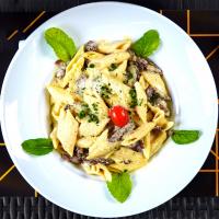 بیف پاستا آلفردو