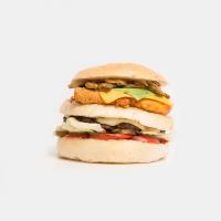 بوم برگر (بدون سوسیس و کالباس)