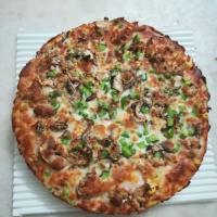 پیتزا قارچ و پنیر متوسط (آمریکایی)