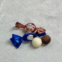 شکلات توپی مغزدار پینک