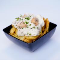 سیب زمینی سرخ شده با سس قارچ