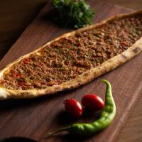 پیده با گوشت چرخ کرده(Kıymalı Pide)