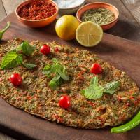 لاهماجون ساده(Sade Lahmacun)