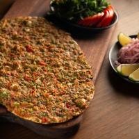 لاهماجون تند(Acili Lahmacun)