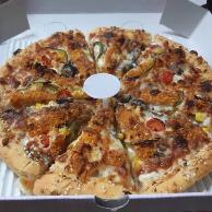 پیتزا چیکن با سس باربیکیو