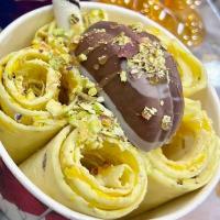 بستنی رولی موز انبه شکلات