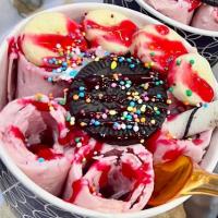 بستنی رولی انبه توت فرنگی شکلات