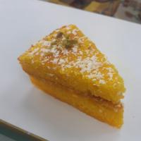 کیک زعفرانی 