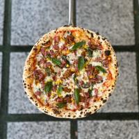 پیتزا سالسیچیا (سوسیس و قارچ)  ناپولیتن