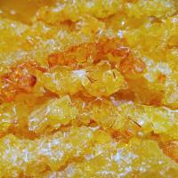 نبات شاخه زعفرانی