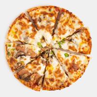 پیتزا قارچ و پنیر آمریکایی