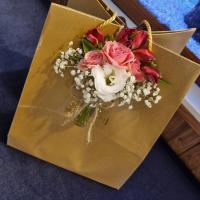 خرما شاهانی جعبه زرشکی