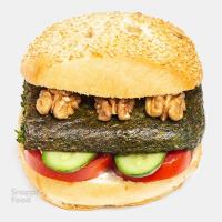 ساندویچ کوکو سبزی