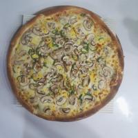 پیتزا چیز اند ماشروم ایتالیایی ۲نفره (۳۲سانتی متری)