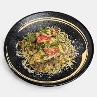 اسپاگتی پستو با مرغ گریل