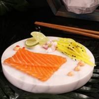 ساشیمی سالمون