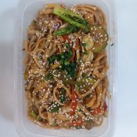 چاومین نودل اسپایسی سبزیجات