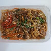 چاومین نودل اسپایسی گوشت