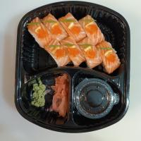 سوشی فیلادلفیا لوکس