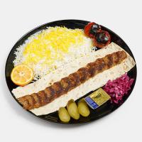 چلو کباب لقمه زعفرانی