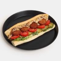 ساندویچ فلافل با قارچ و پنیر پیتزا