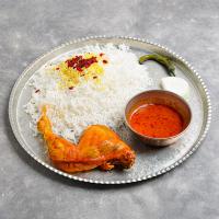 زرشک پلو با مرغ ران سس پز