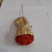 گل نمدی قرمز متوسط