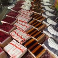 شیرینی دسری جعبه ای