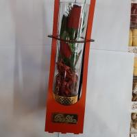 باکس شیشه ای گل رز دسته دار