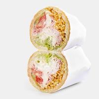 ساندویچ ژامبون گوشت و مرغ سرد