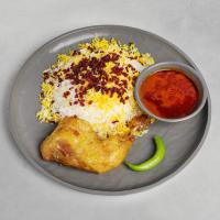 زرشک پلو با ران مرغ سرخ شده اقتصادی