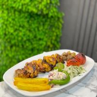 جوجه کباب با استخوان یک سیخ 