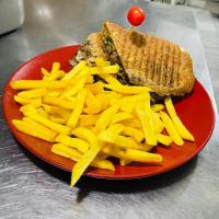 پنینی چیکن پستو