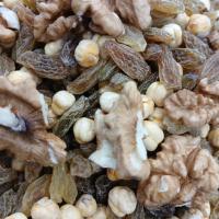 مخلوط کشمش نخودچی مغز گردو