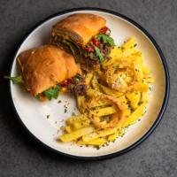 ساندویچ پولدبیف باساید سیب زمینی