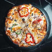 پیتزا گوشت و قارچ (آمریکایی)