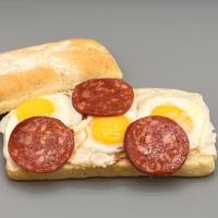 ساندویچ نیمرو پپرونی